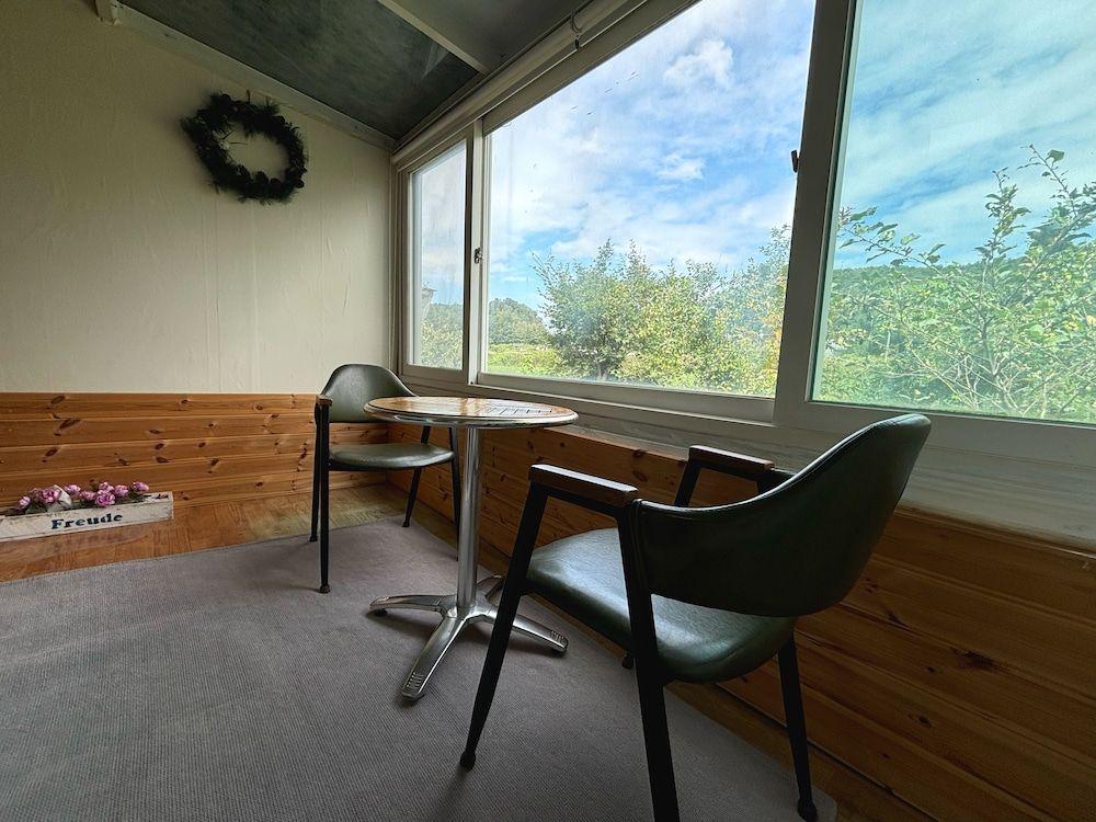 Paju Gamaksan Pension Summer Room