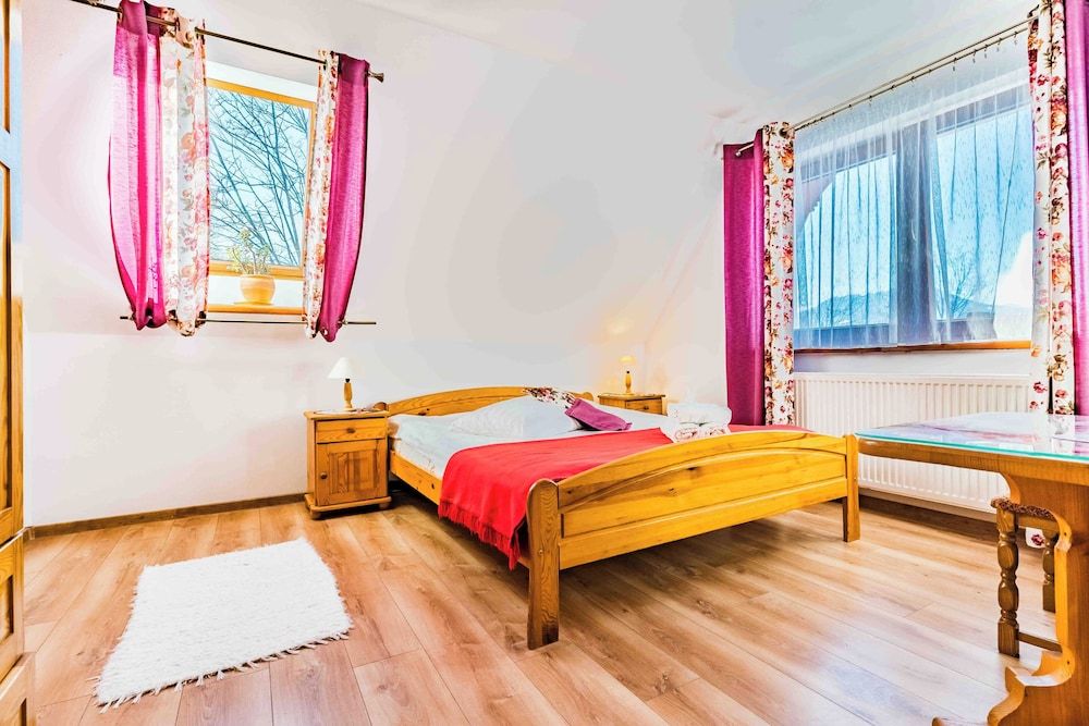Górski Pałacyk Double Room 3