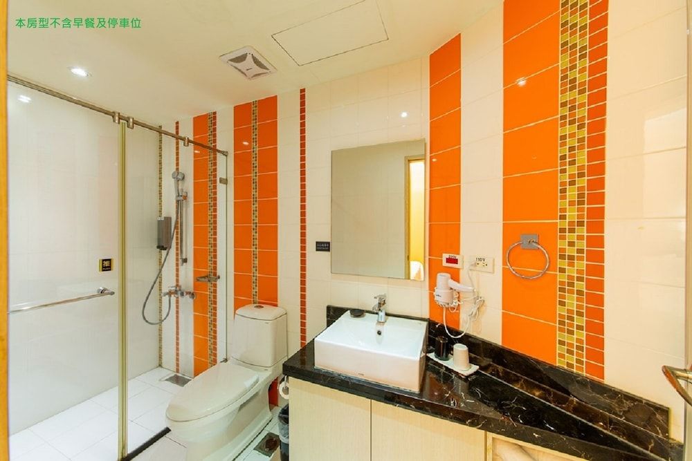 Hotel G7 Taipei Standard Room@B1, 1 Double Bed, No Window, No Parking lot 3