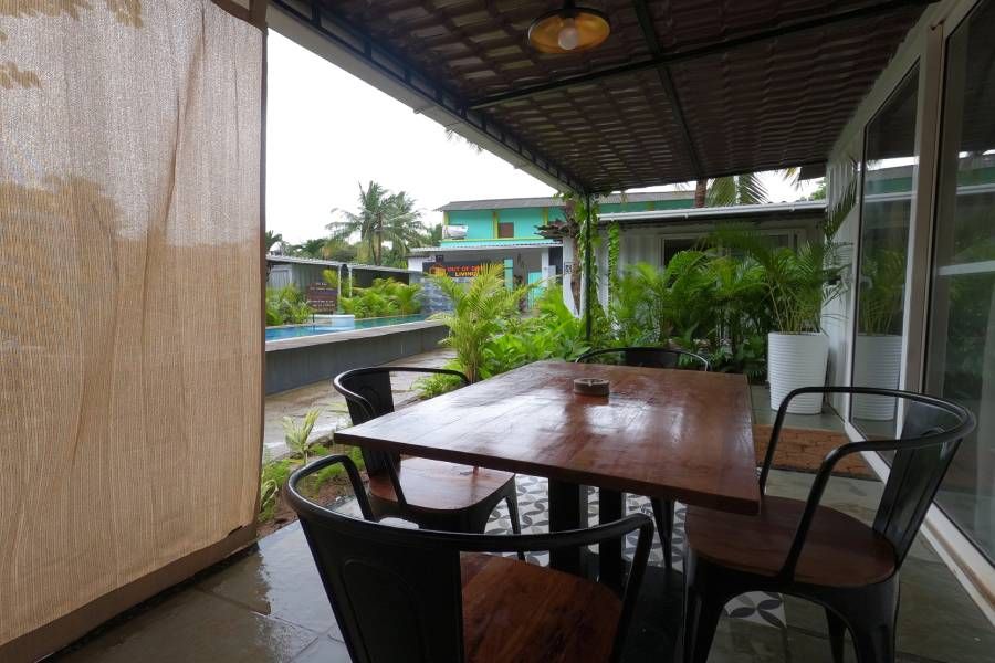 Out of Box Living Small Luxurious Box 7