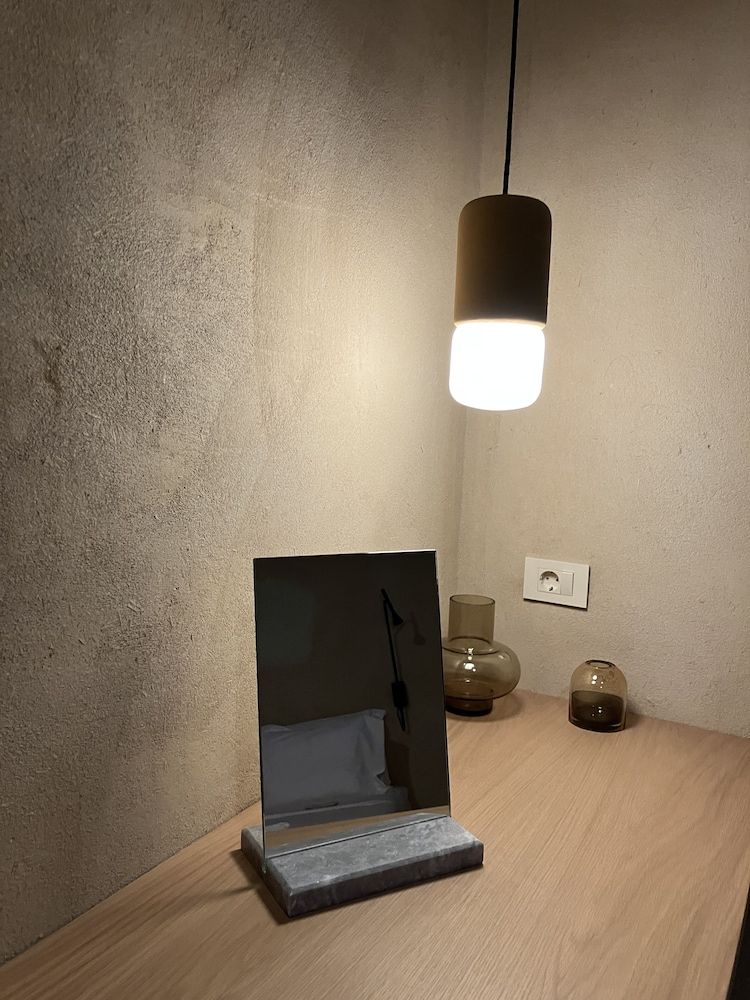 Ethos Vegan Suites Luxury Studio Suite, Private Jacuzzi 3