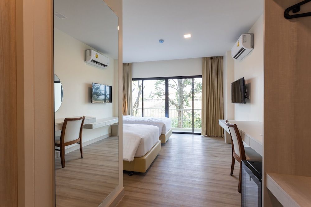 Porestva Hotel Sriracha Standard Twin Room 3