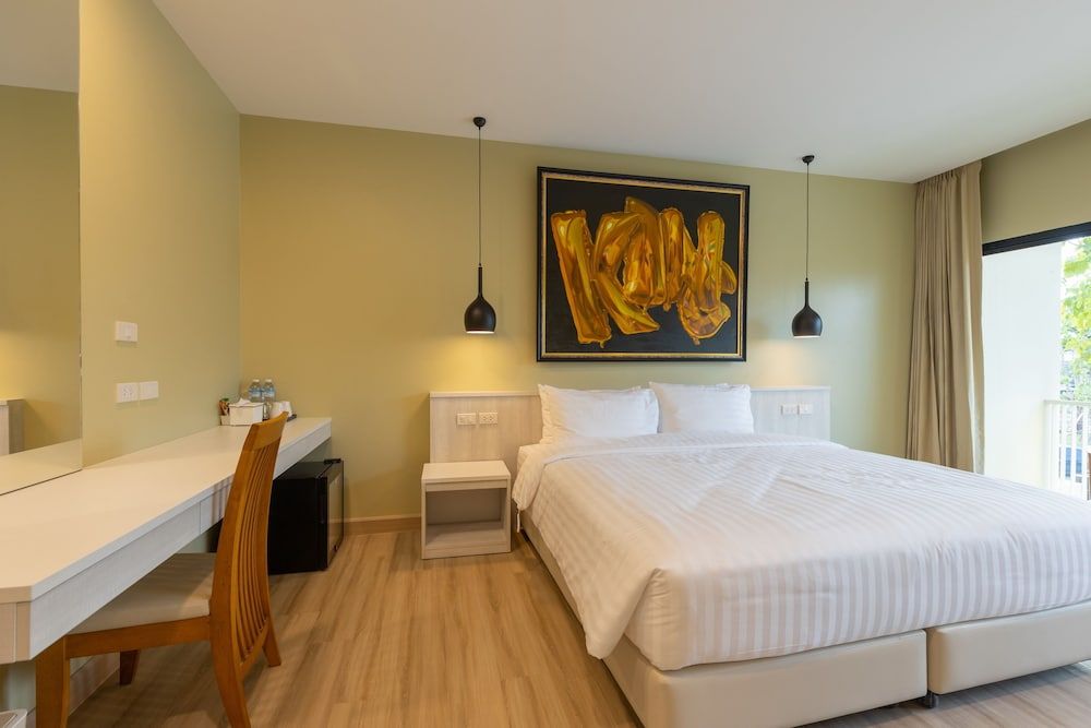 Porestva Hotel Sriracha Suite, 1 Double Bed 4