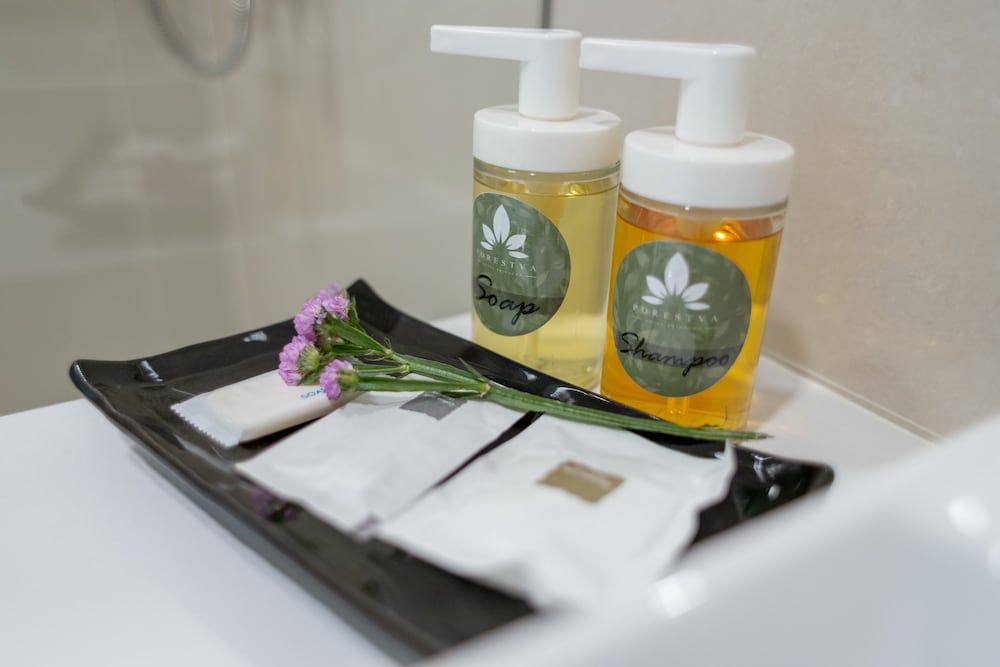 Porestva Hotel Sriracha Standard Twin Room 5