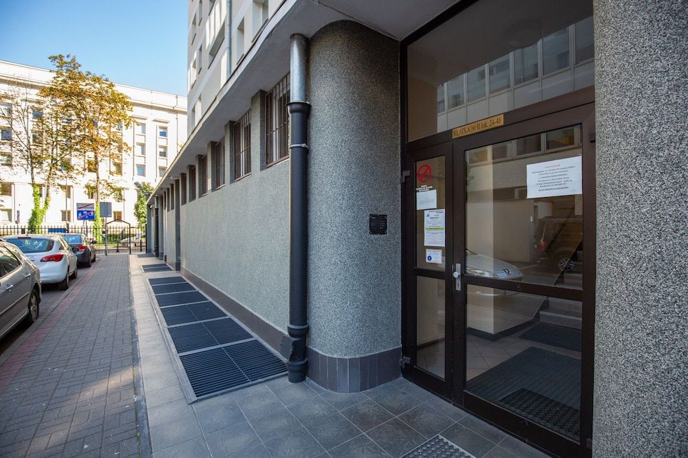 undefined Apartments Warsaw Krucza by Renters 8