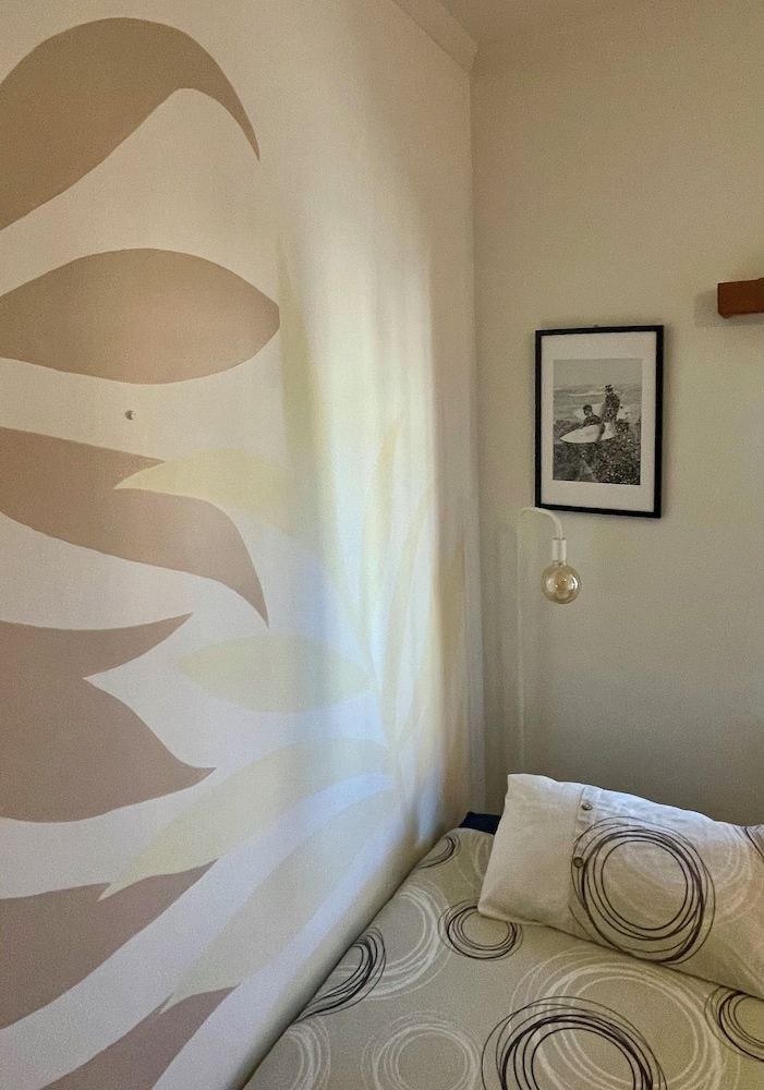 Salty Jackal Surf Camp Comfort Twin Room, 2 Twin Beds 5