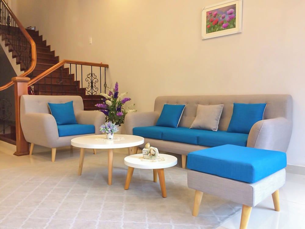 undefined Jolie House 2