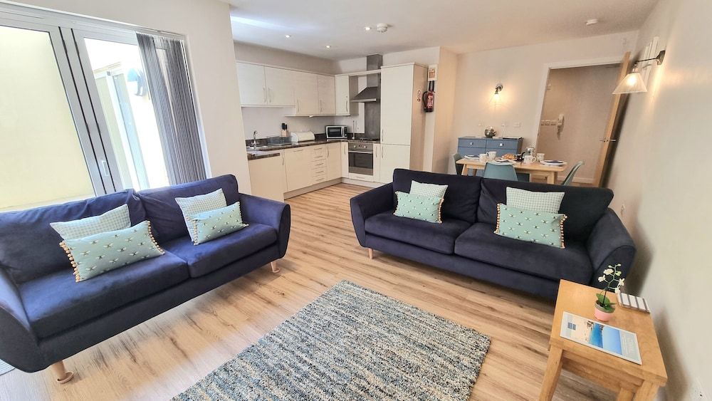 The Beach House, 2 Bedroom Apartment, 2 Bathrooms (dog friendly)