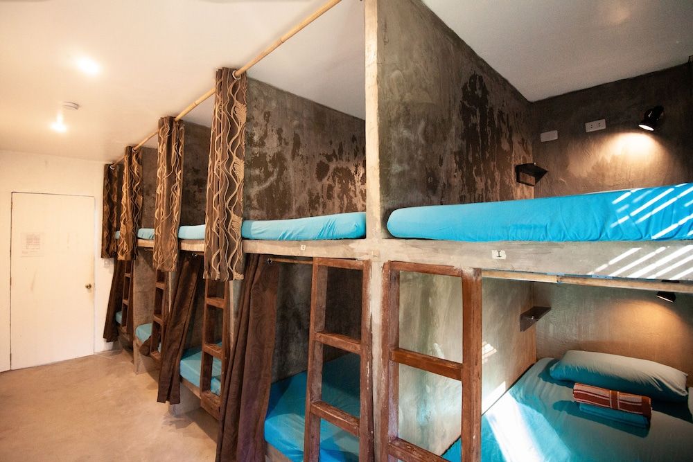 Sunlit Hostel 1-bed in a Shared Dormitory, Mixed Dorm 11