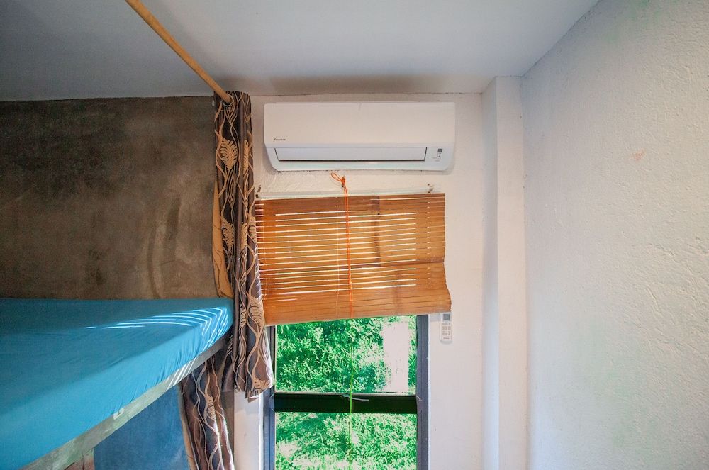 Sunlit Hostel 1-bed in a Shared Dormitory, Mixed Dorm 4