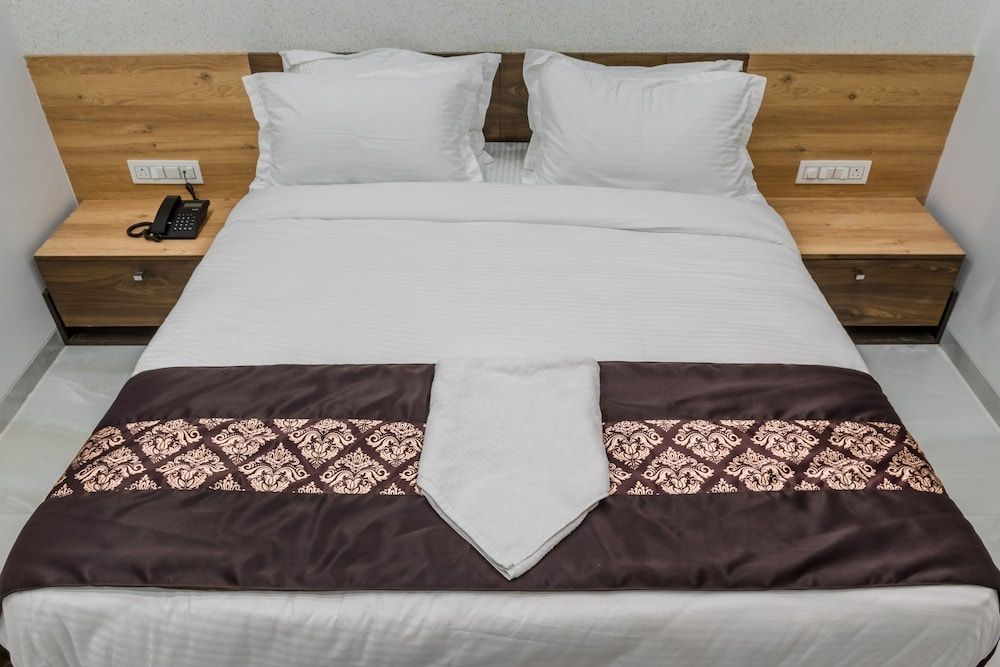 undefined Meridian hotel Banquets and Rooms 5