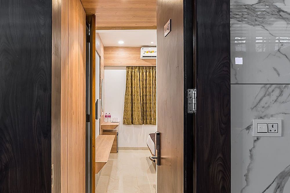 undefined Meridian hotel Banquets and Rooms 9