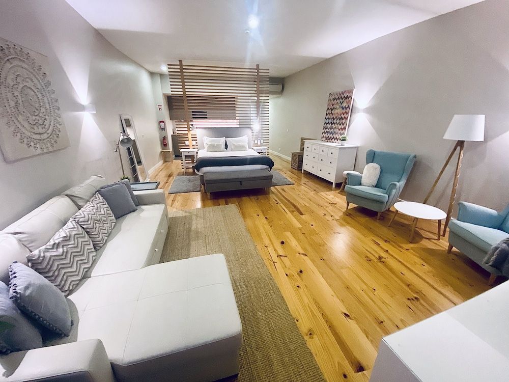 undefined Vitoria's Terrace Apartments 3