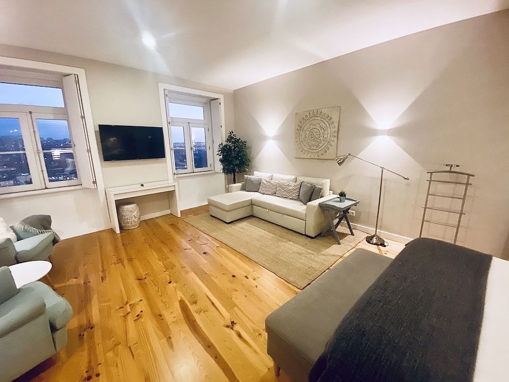 Vitoria's Terrace Apartments Deluxe Apartment 6