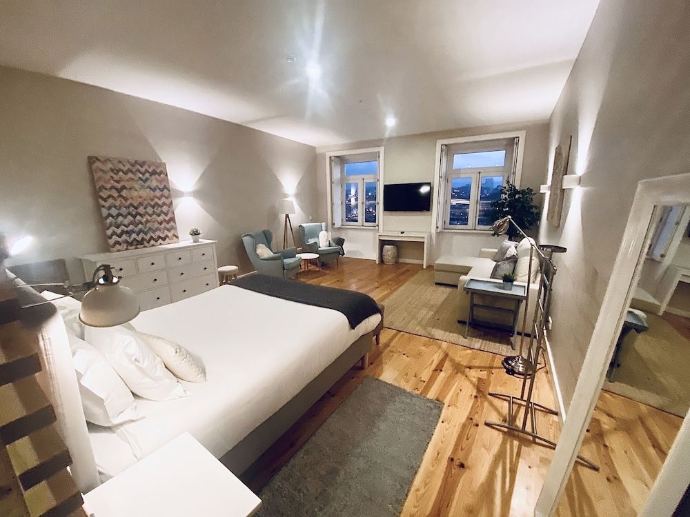 Vitoria's Terrace Apartments Deluxe Apartment 3