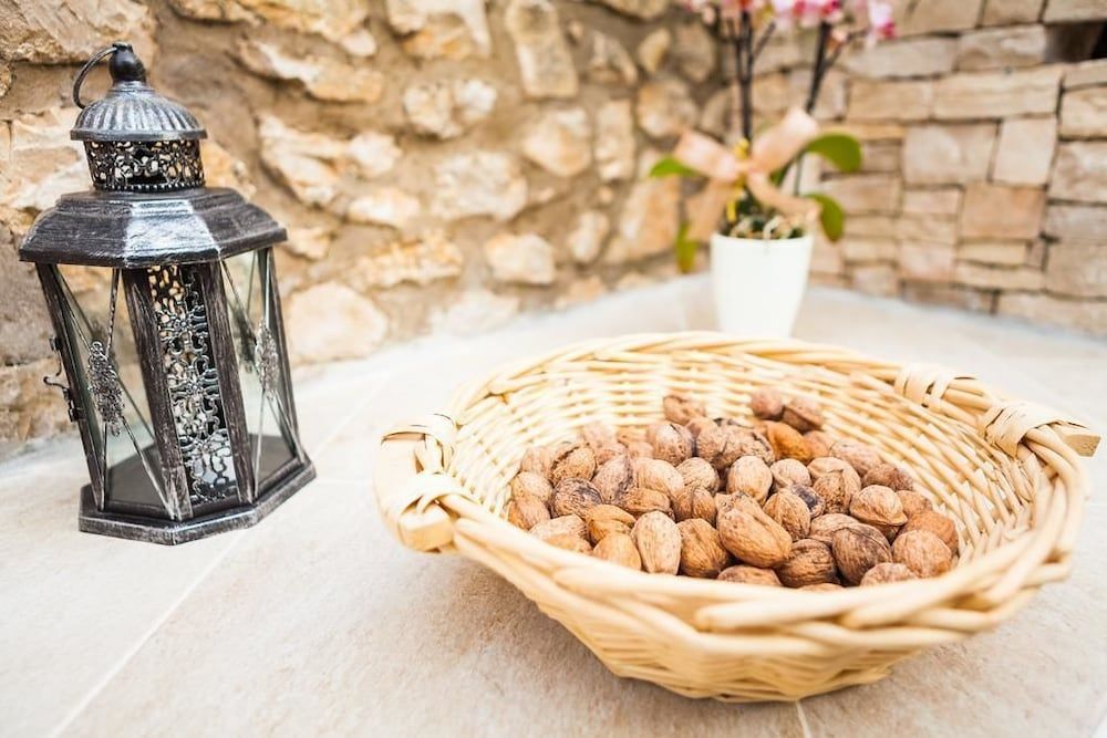 Guest House Mara Apartment, 2 Bedrooms, Terrace 6