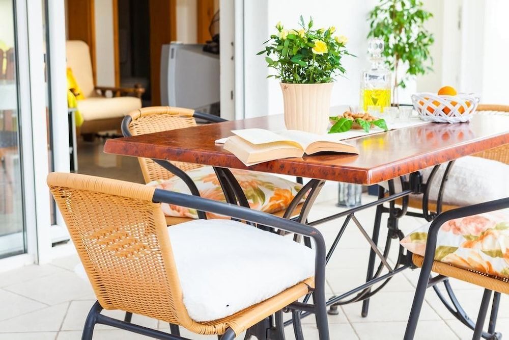 Guest House Mara Apartment, 1 Bedroom, Terrace 8