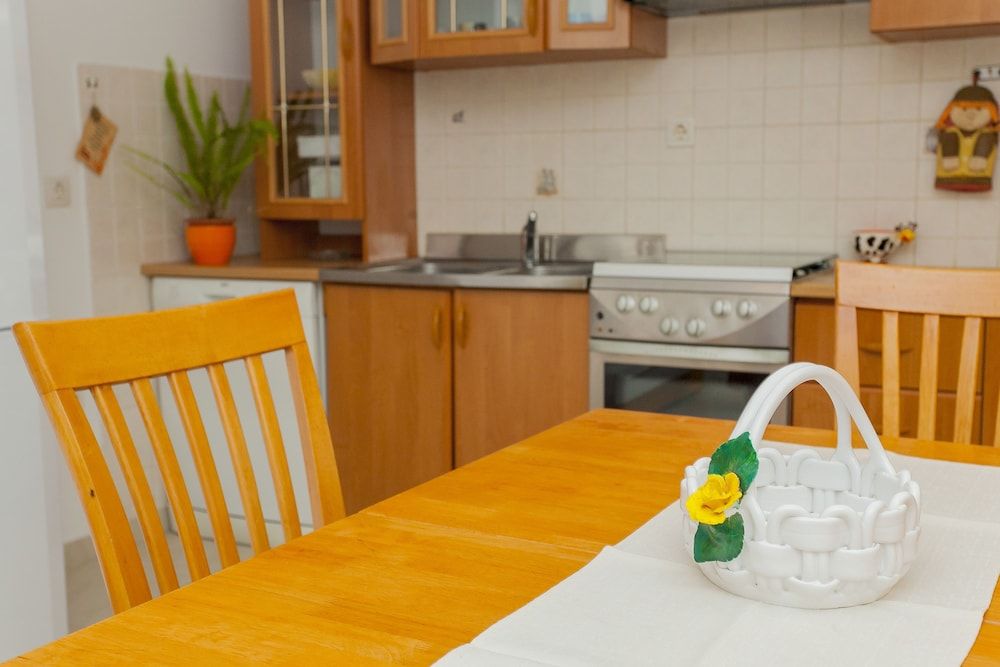 Guest House Mara Apartment, 2 Bedrooms, Terrace 7