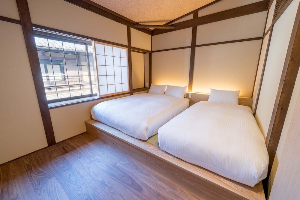 undefined RESI STAY Villa Silktree 9