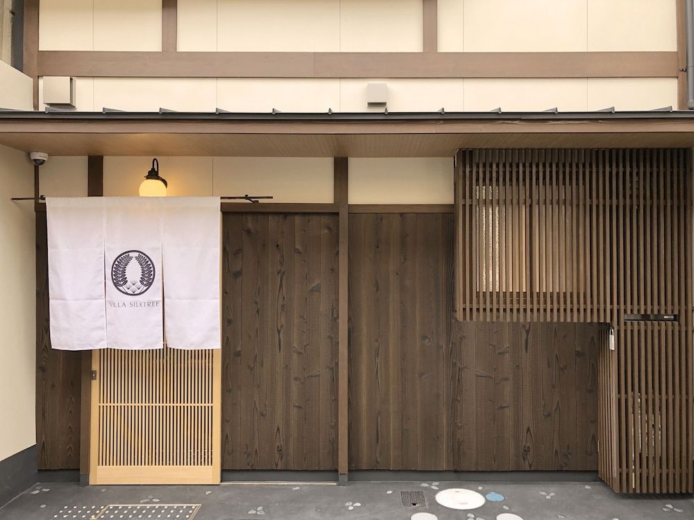 undefined RESI STAY Villa Silktree 4