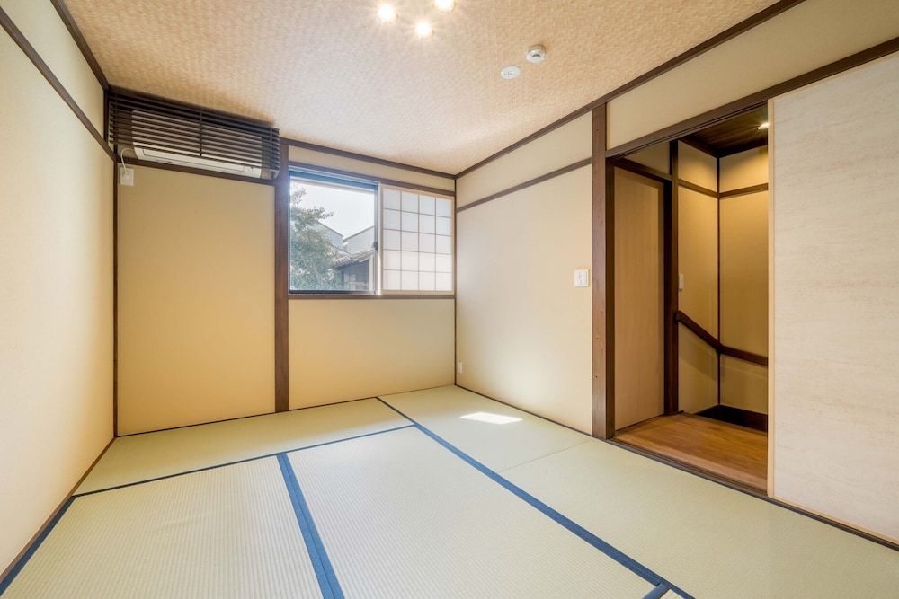 undefined RESI STAY Villa Silktree 10