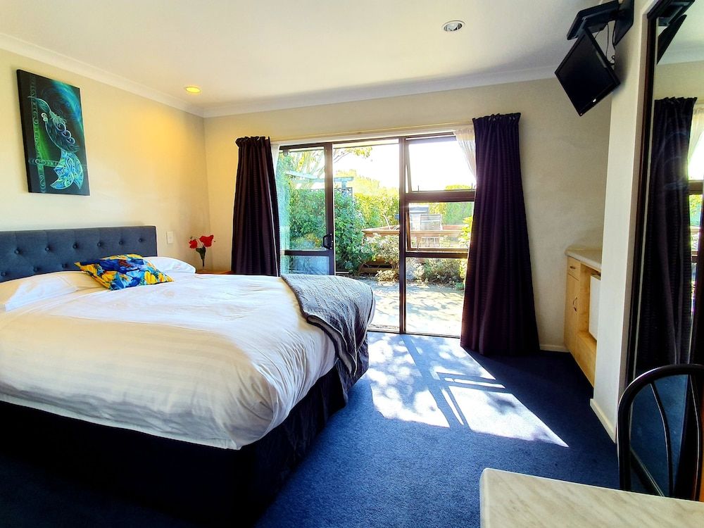 undefined Te Mahuru Retreat 4