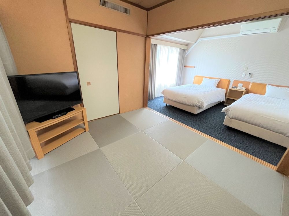 Japanese Western Style Room(The Top Floor), Smoking