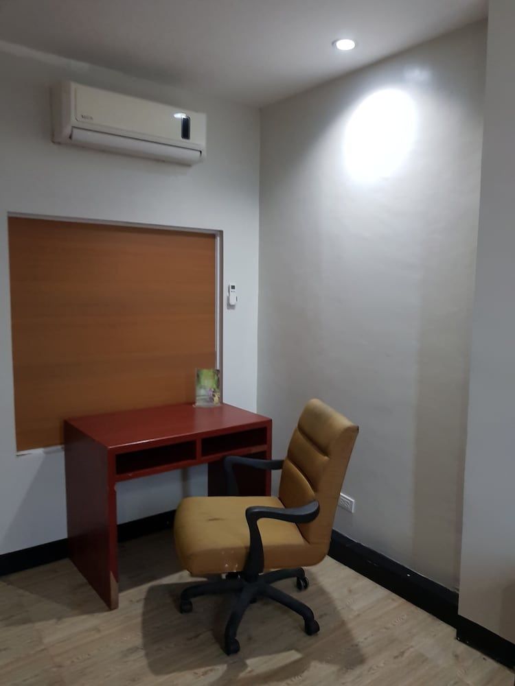 Cherry Midtown Hotel Junior Executive Room 8