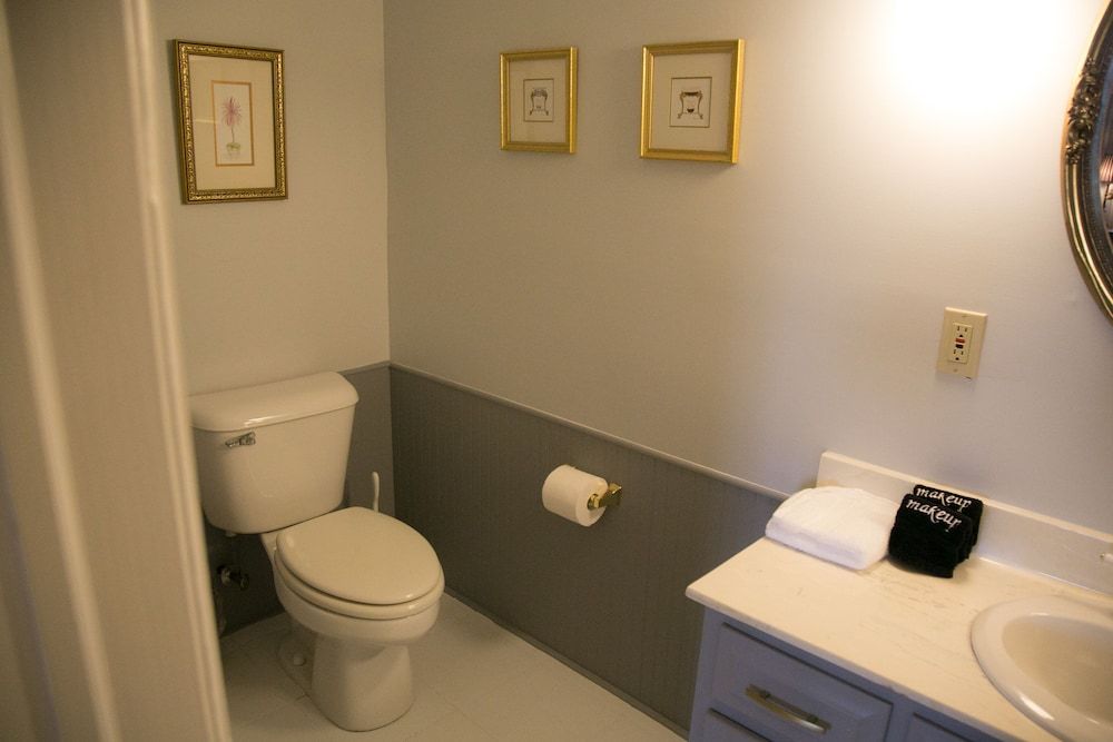 The Grand Hotel Standard Double Room 7