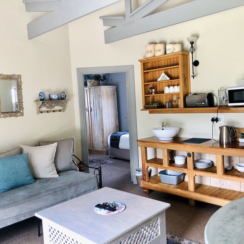 Burrough place Comfort Suite 4