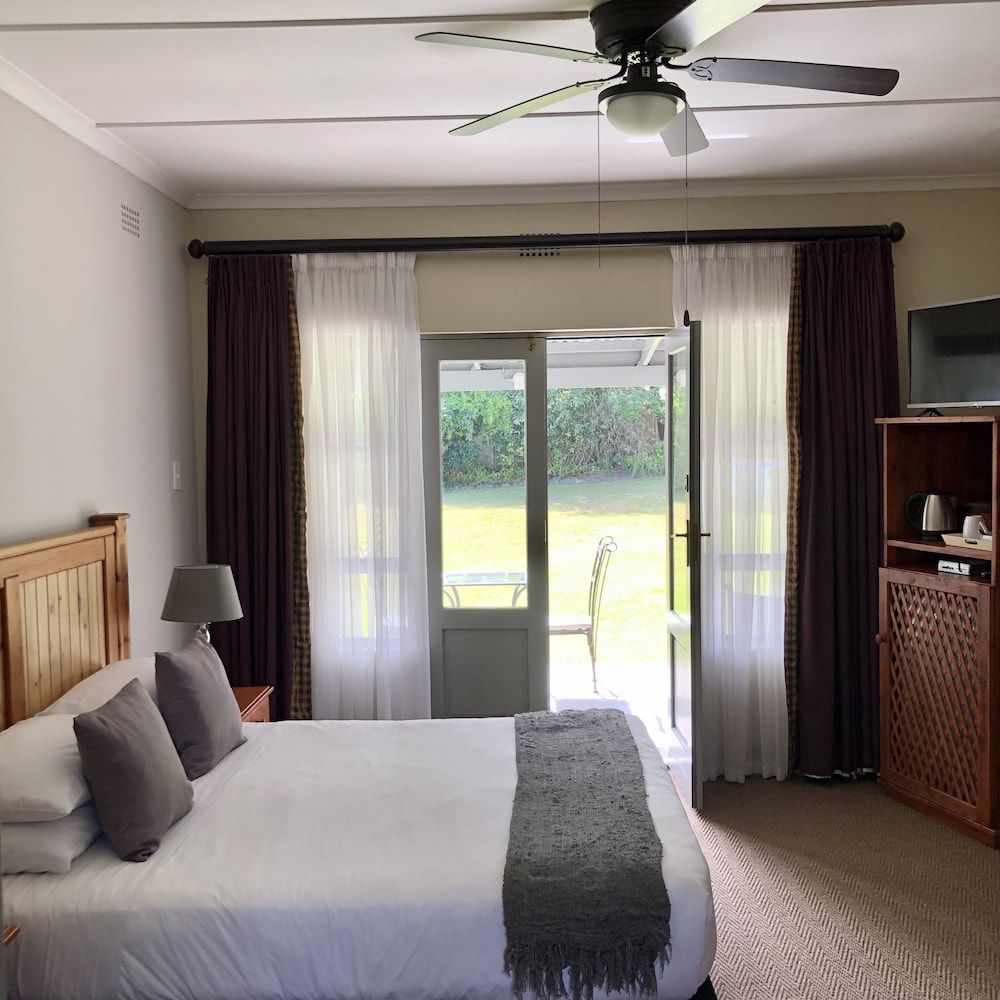 Burrough place Double Room 4