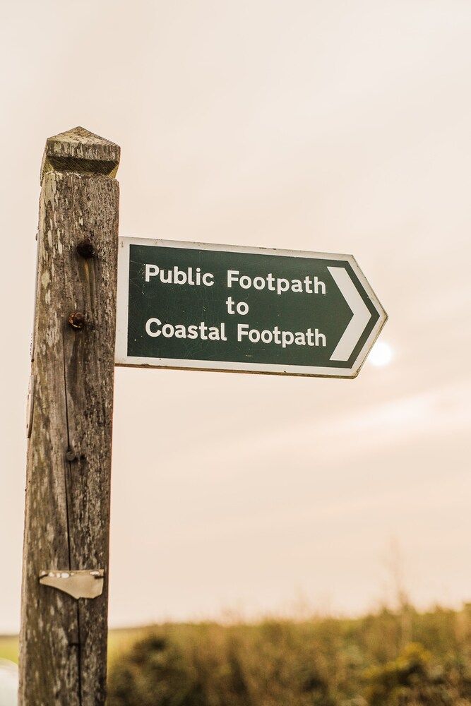 Number Seven Luxury Apartment, Ensuite (North Cornish coast) 14