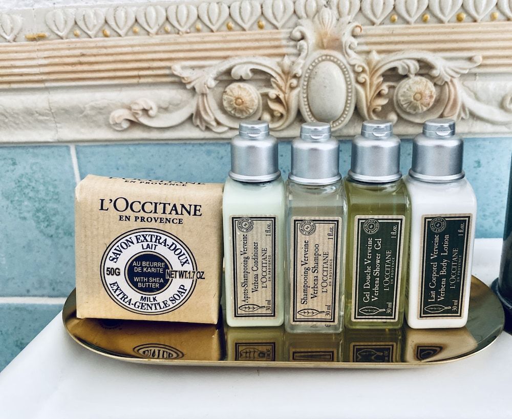 England Castle B&B Classic Double Room 9