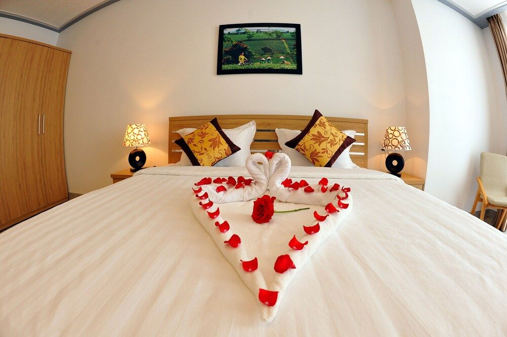 Tam Chau Luxury Hotel Double Room 14