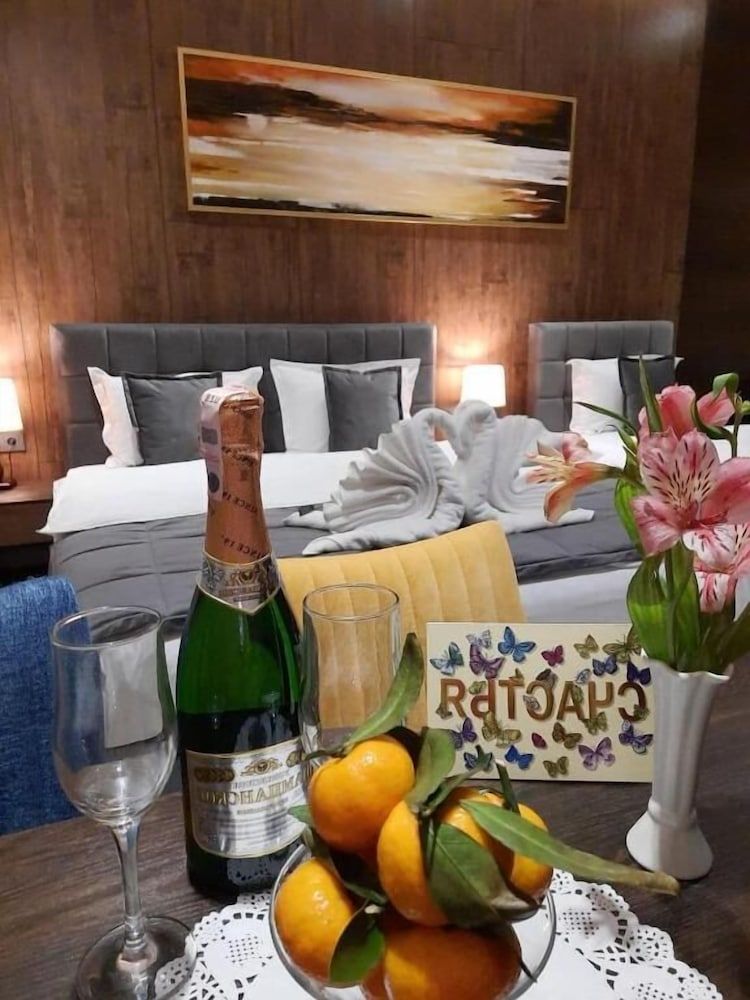 Home hotel Deluxe Triple Room 7