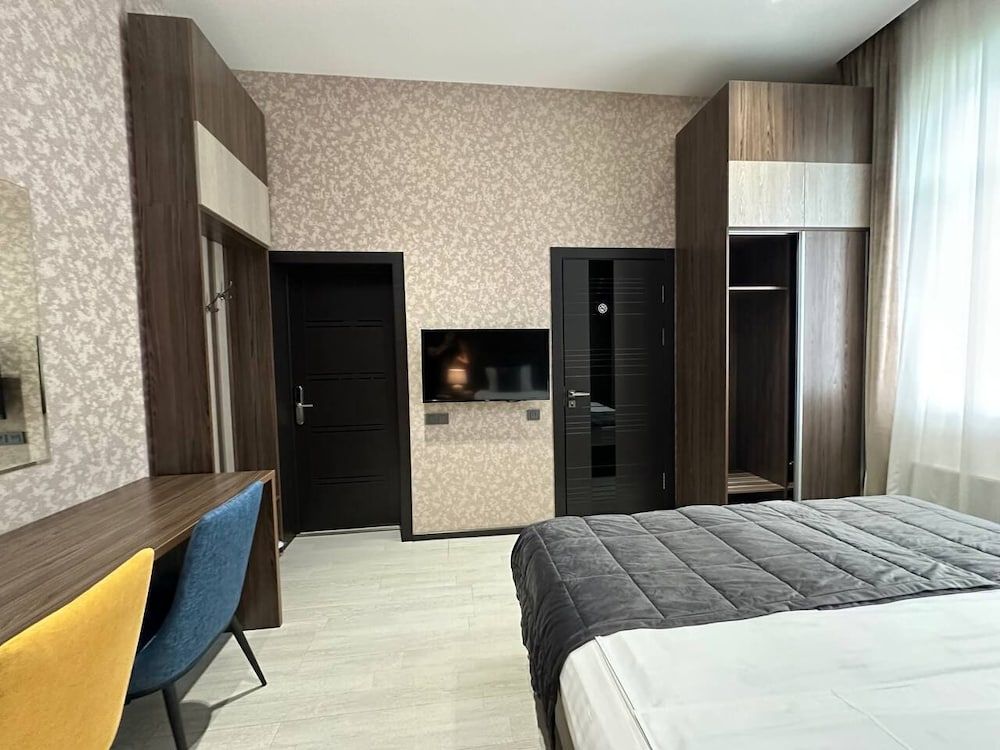 Home hotel Luxury Double or Twin Room 8