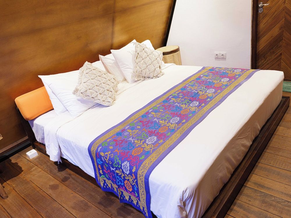 Natya River Sidemen Standard Glamping Cabin 3