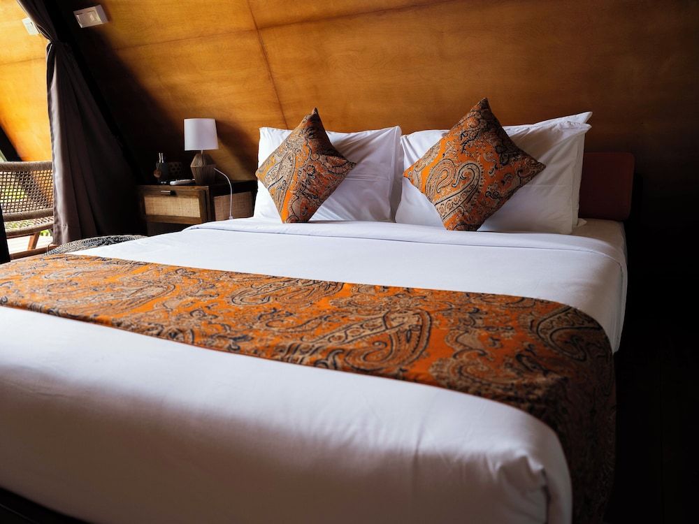 Natya River Sidemen Standard Glamping Cabin 4