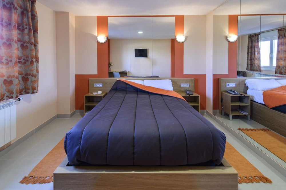 Motel Cancún Avilés Double Room 13