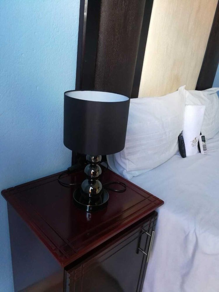 Thavhani Guest House Deluxe Room 41