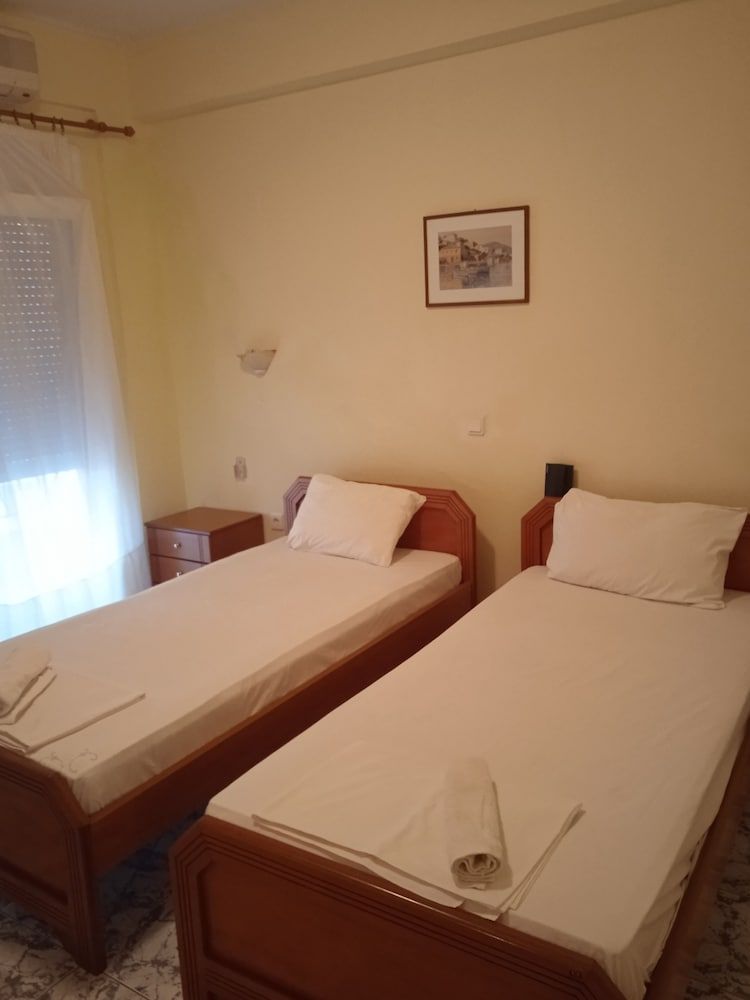 Basic Room, 2 Twin Beds