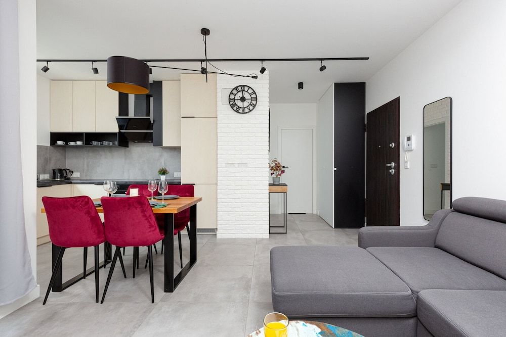 undefined Apartment Grzybowska Warsaw by Renters 10