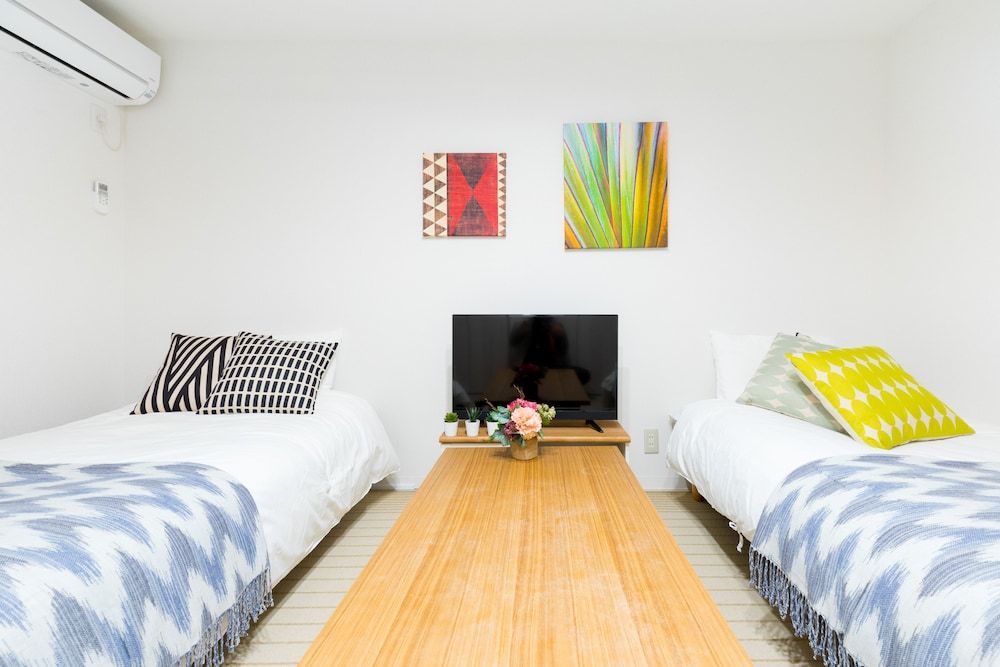 Momodani House Private Vacation Home, 2 Bedrooms 10