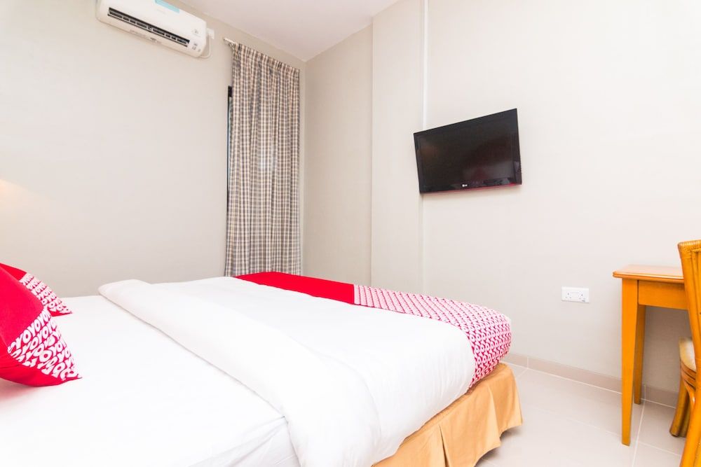 undefined Capital O 1867 Kara Guest House 2