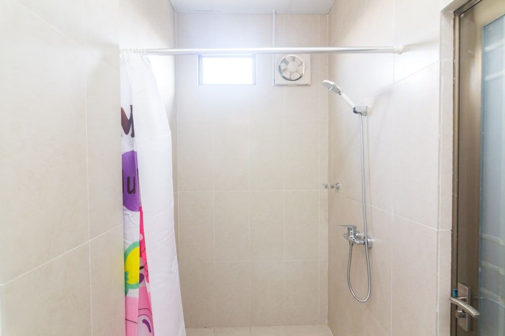 Capital O 1867 Kara Guest House Standard Double Room 8