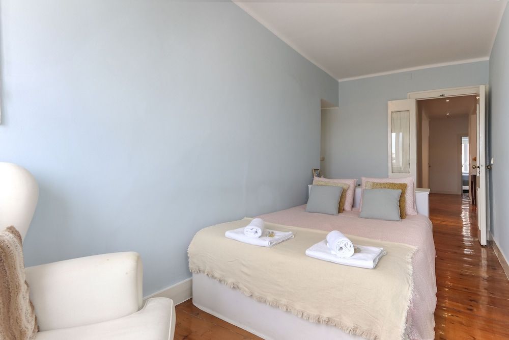 undefined Chiado Views by Homing 5