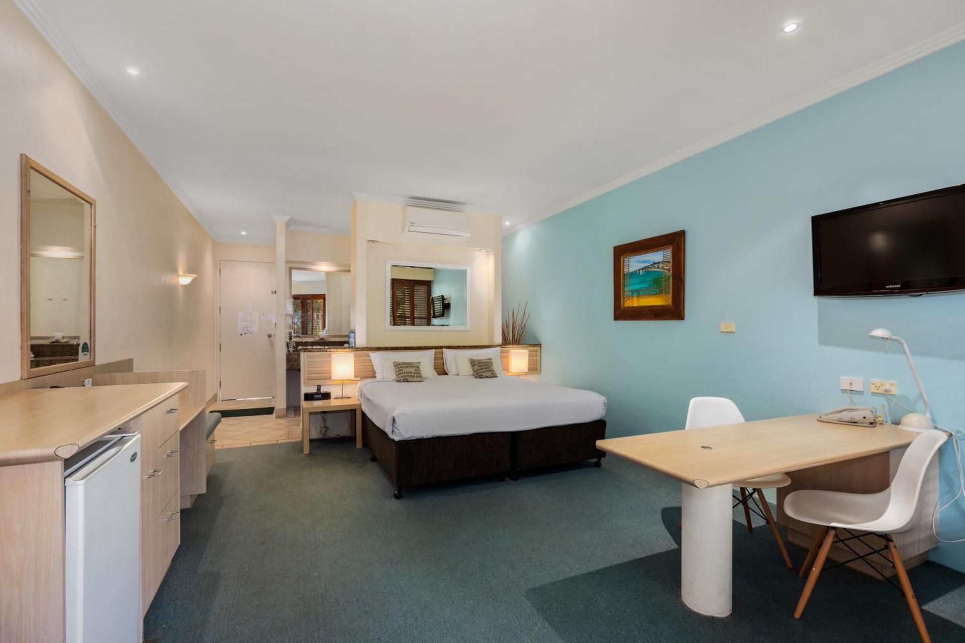 King Spa Room