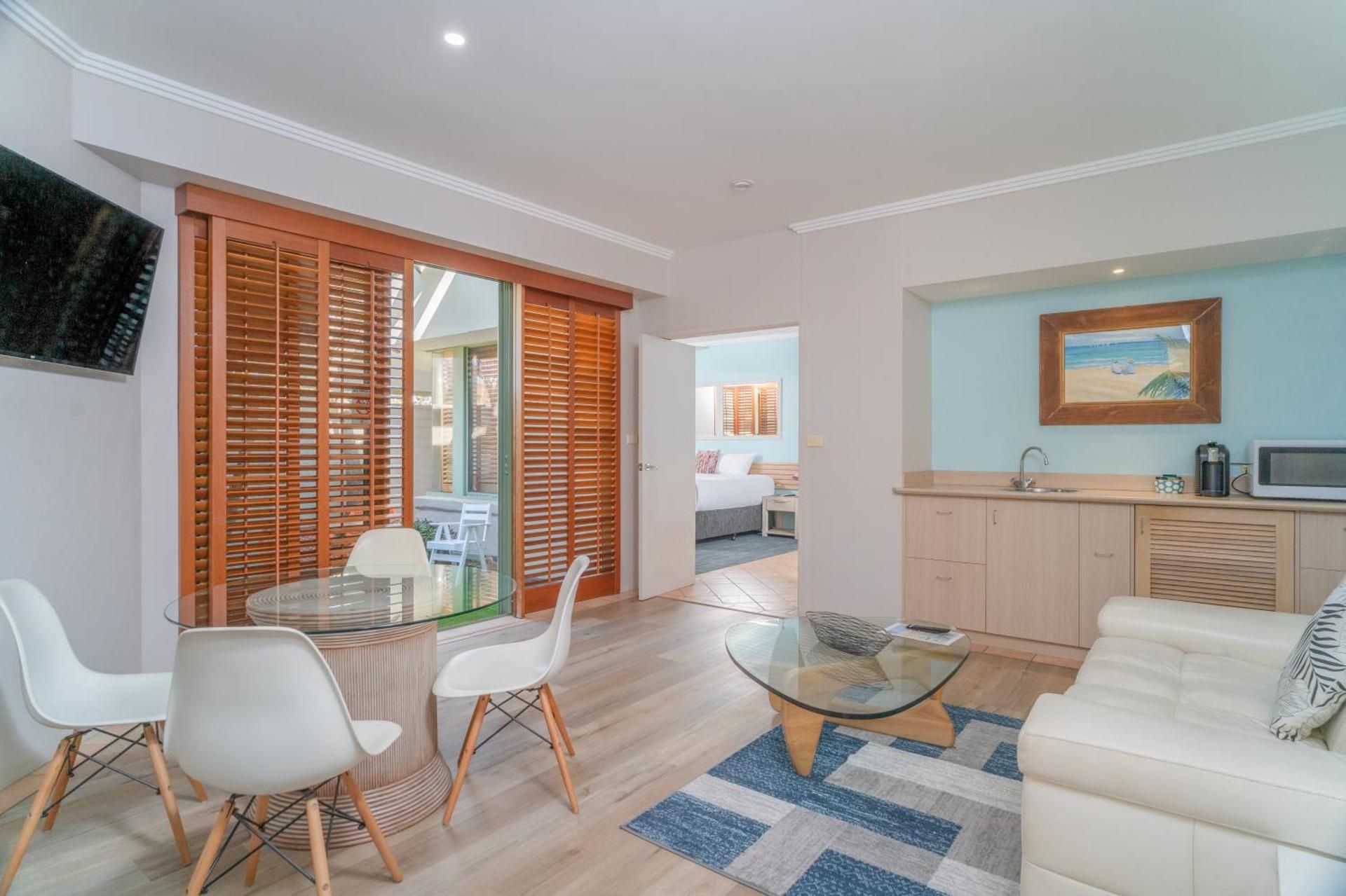 Ballina Beach Resort King Suite With Spa Bath 3