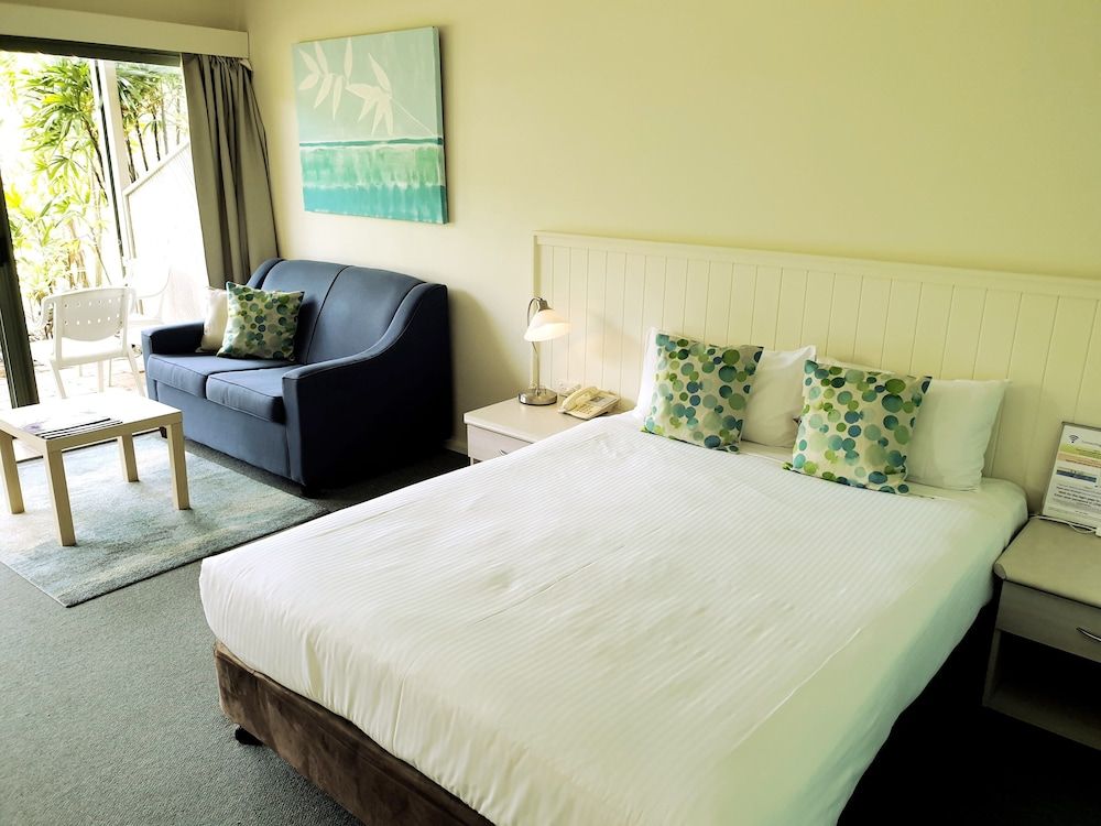 Deluxe Room with Kitchenette