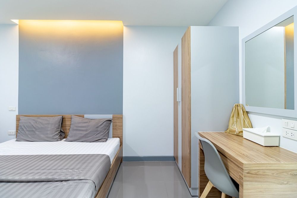 undefined BeWish Residence Bangphlat 8